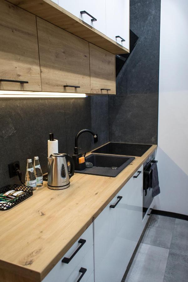 ניסה Apartament Black Loft מראה חיצוני תמונה