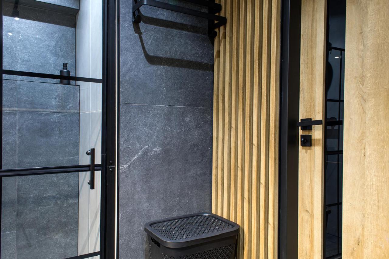 ניסה Apartament Black Loft מראה חיצוני תמונה